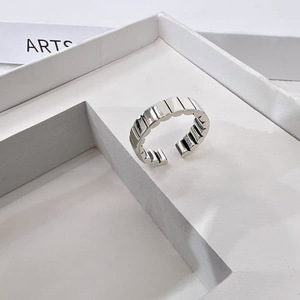 Anillo de Plata de Ley S925 con Diseño Geométrico de Cuadrícula, Unisex, para Uso Diario - Product Image 3