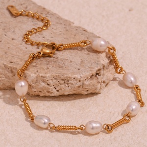 Collar de Perlas de Agua Dulce Trenzadas Hechas a Mano, Gargantilla y Pulsera de Acero Inoxidable Chapado en Oro de 18k - Product Image 3