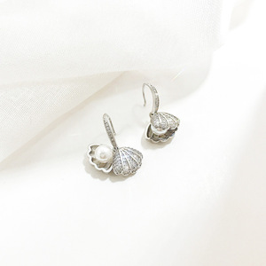 EDdoi KO-582 Pendientes de tuerca con diseño de Año Nuevo, con forma de concha de sangre de <span class=keywords><strong>Huha</strong></span>, de alta calidad, con microincrustaciones de circonita, delicados y de nicho para mujer - Product Image 2
