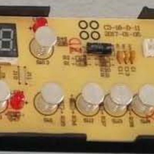 Table de cuisson à induction à trois brûleurs avec biseaux sur quatre côtés - Product Image 6