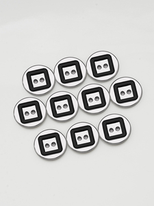 Chất Lượng Cao 15Mm Vòng Kim Loại Nút Vuông Màu Đen Cắt Trung Tâm Kép Lỗ Từ Đồng Sắt Cho May Mặc Trang Trí Ưa Thích - Product Image 6