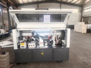 Machine à bordurer automatique JUNDE 6,5 kW pour le travail du bois et les panneaux de bois - Product Image 4