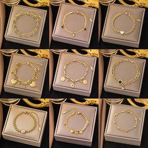 Vòng tay thép titan thời trang mạ vàng 18K, mặt số La Mã hình trái tim, đầu nữ hoàng - Product Image 1