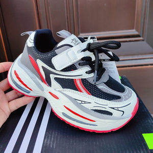 C2807 Zapatos Infantiles al por Mayor, Zapatos Deportivos <span class=keywords><strong>de</strong></span> Segunda Mano para Niños y Niñas, Zapatos <span class=keywords><strong>de</strong></span> Fútbol Usados a Bajo <span class=keywords><strong>Precio</strong></span>, Zapatillas Deportivas Transpirables para Niños en Existencia - Product Image 2