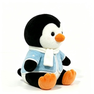 Pingouin en peluche personnalisé pour enfants, compagnon de nuit doux, pingouin de la forêt enchantée d'hiver, pingouin flocon de neige en peluche - Product Image 2