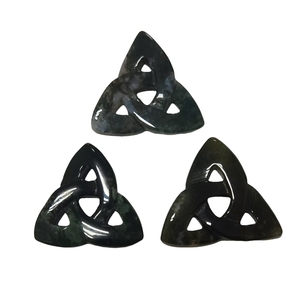 Ultima Novità: Pietra Naturale Fancy Fasper con Intaglio Nodo Irlandese, Triangolo Cavo - Product Image 2