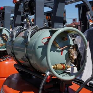 رافعة شوكية Sinomach cmc 3 طن LPG مع كابينة ووظيفة تغيير جانبي تعمل بالبنزين - Product Image 2