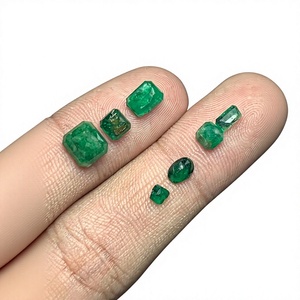 Lot de pierres précieuses brutes d'émeraude naturelle 5,90 carats, émeraude verte brute, pierres lâches pour la fabrication de bijoux, la pratique artisanale, vente en gros - Product Image 4
