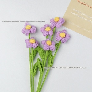 Ramo de Margaritas de Lana Tejida a Mano, Flor de Ganchillo, Regalo para el Día del Maestro o Boda - Product Image 4