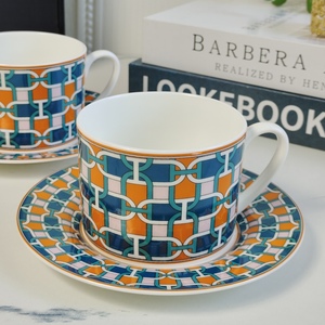 Ensemble de 2 tasses et soucoupes à café et à thé en porcelaine de luxe européenne, très vendu - Product Image 4