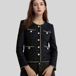 Giacca di <span class=keywords><strong>Tweed</strong></span> Bouclé corta da donna nera piccola per <span class=keywords><strong>abiti</strong></span> classici da ufficio - Product Image 1