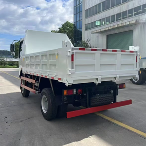 Camión <span class=keywords><strong>Volquete</strong></span> <span class=keywords><strong>Pequeño</strong></span> SINOTRUK HOWO de 6 Ruedas, Directo de Fábrica en China, Camión Ligero 4x4 de 5-10 Toneladas, Diésel Euro 3, 150-250HP, en Venta - Product Image 5