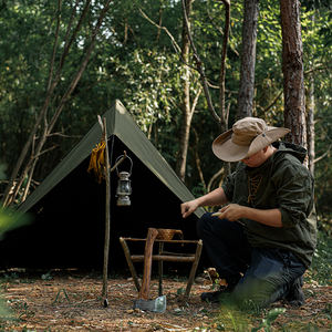 Chaise de pêche portable multifonctionnelle en tissu triangulaire pour le camping et la randonnée. - Product Image 6