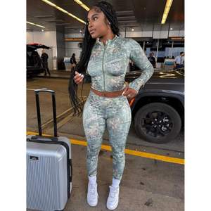 Ensemble deux pièces personnalisé 2026 pour femme, haut zippé à manches longues et pantalon, streetwear en tissu à mémoire de forme respirant toutes saisons - Product Image 1