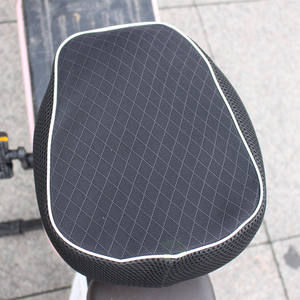 Funda de Asiento para Vehículo Eléctrico, de Seda de Hielo, Negra, Talla Única, Aislamiento Térmico, Protección Solar - Product Image 4