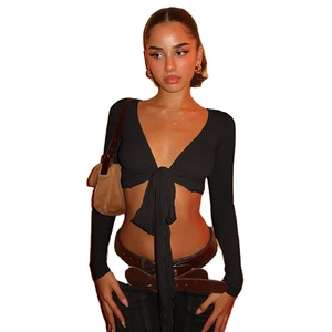 T-shirt en maille respirant à manches longues et col en V sexy, couleur unie, coupe ajustée et courte, pour femme, idéal au quotidien - Product Image 2