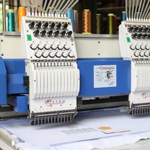 Máquina <span class=keywords><strong>de</strong></span> Bordar Computarizada <span class=keywords><strong>de</strong></span> Doble Cabezal <span class=keywords><strong>de</strong></span> Alta Calidad con 12 Agujas, 1200 RPM, Nueva, Automática, <span class=keywords><strong>Precio</strong></span> <span class=keywords><strong>de</strong></span> Fábrica Personalizado para Venta al por Menor - Product Image 4