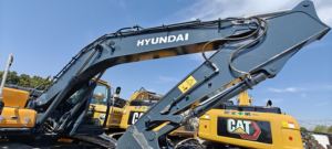 Hyundai 220 Excavator Power Precision Fuel-Efficient Low Emission for Urban General Construction Versatile Digging Motor Engine - Product Image 4