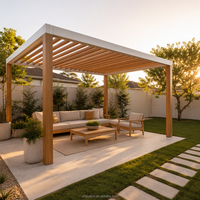 Pergola bioclimatique en bois traité sous pression naturel, panneaux solaires, construction en aluminium motorisée avec revêtement en poudre, écologique