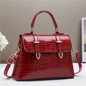 Fábrica da China, Venda por Atacado, Novo Design de Bolsas de Ombro de Luxo para Meninas e Mulheres, Clássicas - Product Image 5