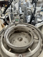 Machine d'assemblage de circuits imprimés automatique en acier à disposition flexible avec commande PLC et garantie d'un an