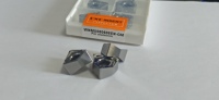 100% Original de haute qualité Wnmu080608 Gm Double face Hexagonal 90 degrés à Angle droit outil de fraisage en carbure Cnc à avance rapide Wnmu