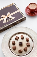 Boîte cadeau de truffes au chocolat noir/pralinées assorties, boîte de chocolat pour anniversaire, emballage cadeau, boîte cadeau pour anniversaire de petit ami, boîtes cadeau pour femmes