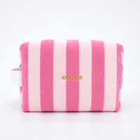 Pochette de maquillage de plage en tissu éponge rayé avec logo personnalisé, douce et absorbante, avec fermeture éclair et poignée souple pour l'été