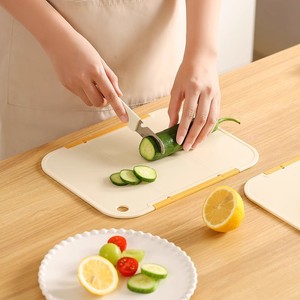 Juego de tablas de cortar portátiles plegables de tres partes, de doble cara, de calidad alimentaria, para uso en la cocina y camping - Product Image 2
