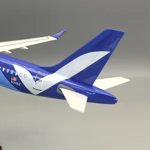 Modèle d'avion en résine <span class=keywords><strong>Airbus</strong></span> A220-300 Breeze Airways à l'échelle 1/100, 38 cm, avec lumières LED et trains d'atterrissage - Product Image 5