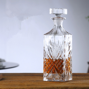 <span class=keywords><strong>Carafe</strong></span> en verre cristal carrée épaissie classique pour <span class=keywords><strong>whisky</strong></span> et brandy, 750 ml, bouteille décanteur en verre pour vin - Product Image 2