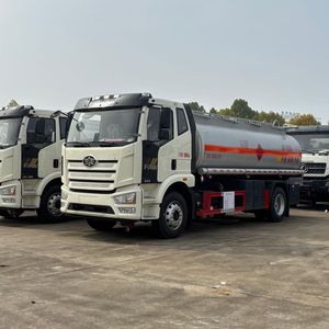 รถบรรทุกน้ำมัน FAW J6L 4x2 ขนาด 15,000 ลิตร รถบรรทุกน้ำมัน 12 คิว สำหรับขนส่งน้ำมันดีเซลและเบนซิน - Product Image 2