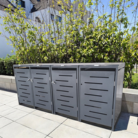 Poubelle extérieure en métal Garden Element avec un design rectangulaire élégant et écologique, dotée d'un aspect décoratif