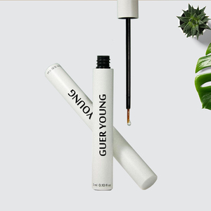 Suero Clínico para el Crecimiento de Pestañas para la Recuperación de Extensiones de Pestañas |   Fórmula de Péptidos OEM Marca Privada - Product Image 1