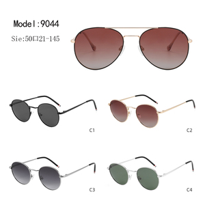 Gafas de Sol de Piloto, Ovaladas, Montura Completa, Lentes Degradadas, 100% Protección UV, Unisex, para Adultos, Uso en Exteriores - Product Image 3