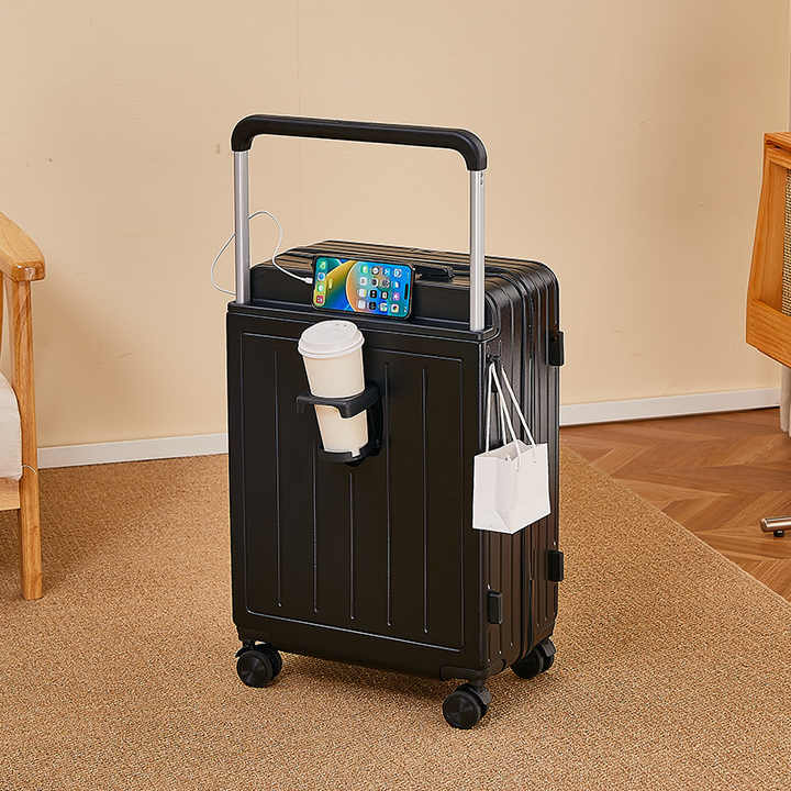 ABS+PC Material Large Capacity Carry On Luggage With Spinner Wheels 20