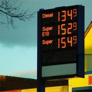 Cartelli Prezzi Carburante per Stazioni di Servizio, Display Pubblicitario Controllabile via RF/WIFI/APP, Facile Installazione, Alta Qualità - Product Image 6