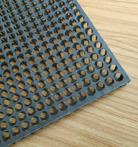 Bac de plantation <span class=keywords><strong>pour</strong></span> toit vert, panneau de drainage d'eau, cellule de drainage à haute résistance à la compression, géotextile de fixation - Product Image 1