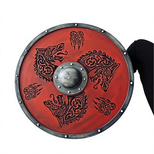 Bouclier viking gravé à la main avec motif de loup, décoration RedNorse, accessoire pour cosplay, décoration, cadeau d'Halloween - Product Image 1