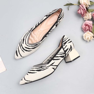 Scarpe da Donna Primaverili <span class=keywords><strong>e</strong></span> Autunnali con Tacco Medio Intrecciato, Punta Affusolata, Tacco Spesso <span class=keywords><strong>e</strong></span> Suola Morbida - Product Image 4
