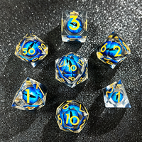Dés polyédriques en résine, œil de dragon, noyau liquide, bords tranchants, faits à la main, lot de 7, écologiques, D20, jeu de dés pour Dungeons & Dragons, noir et bleu