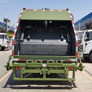 Camion à ordures compacteur de marque japonaise IZUSU, 9 mètres cubes, camions à déchets pour usage municipal - Product Image 5