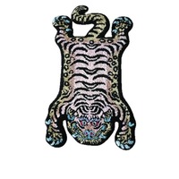 Tapis moderne et cool à motif abstrait de tigre extraterrestre, antidérapant et anti-taches, pour la décoration de la chambre d'un adolescent, du dortoir ou du salon