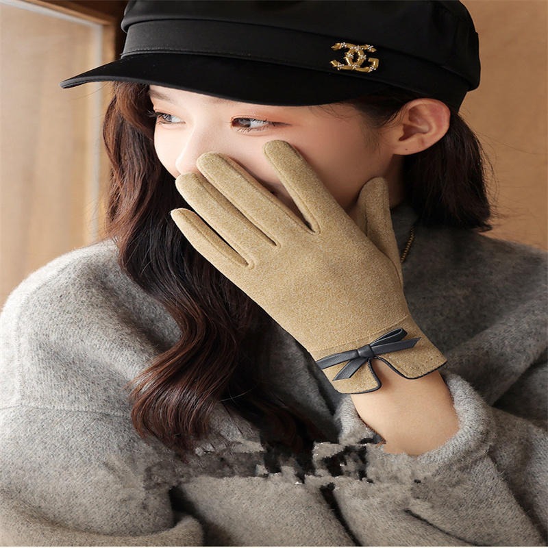 2022 Yiwu wholesale fashion soft wool cuffs cute bow touch screen winter women cycling gloves