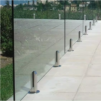 Balustrade de balcon moderne en verre sans cadre en acier inoxydable avec pince en aluminium, protection de sécurité extérieure, main courante résistante à l'eau pour