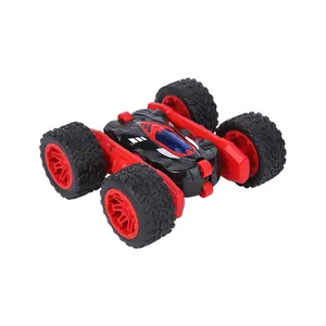 Produits tendance 2023 Nouveautés RC CAR 2.4G 4WD Drift Car avec de vraies lumières différentes