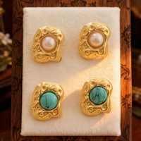 Boucles d'oreilles clous en acier inoxydable plaqué or PVD 18 carats inaltérable, motifs géométriques, perles, cœurs, fleurs, papillons pour femme