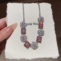 Fleur Grappe Princesse Rose Rose Sucre Cube Zircon Plaqué Or En Laiton Anneau Boucles D'oreilles Collier Ensemble Lumière De Luxe Haut De Gamme Bijoux