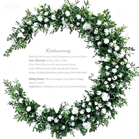 Betterlove Blauer Mond Metall-Blumenbogen Künstliche Rosen Hochzeits-Hintergrunddekoration für Weihnachten Abschlussfeier Schleierkraut Blumenmond