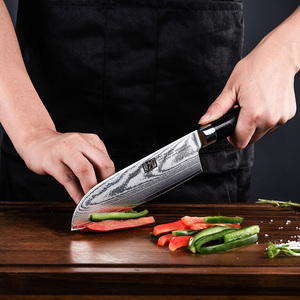 <span class=keywords><strong>Couteau</strong></span> <span class=keywords><strong>de</strong></span> <span class=keywords><strong>chef</strong></span> <span class=keywords><strong>Santoku</strong></span> japonais damas 7 pouces 67 couches VG10 Core Steel G10 Handle Hand Forged High-Polish Finish Ambidextre - Product Image 6